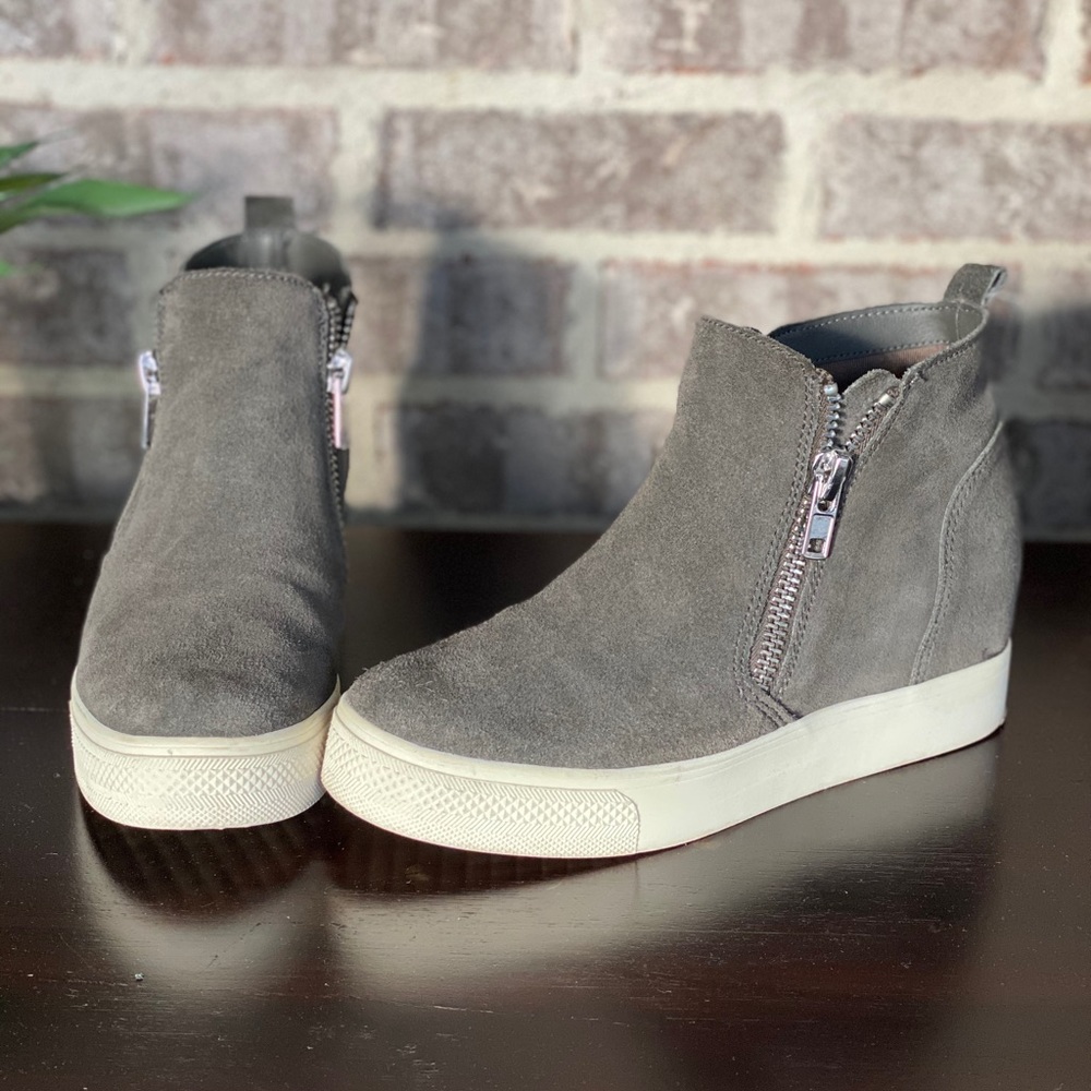 Steve Madden bootie